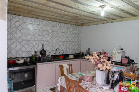 Casa para alugar com 110m², 2 quartos e 2 vagas Casa para alugar com 110m², 2 quartos e 2 vagasCozinha