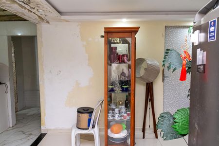 Casa para alugar com 110m², 2 quartos e 2 vagas Casa para alugar com 110m², 2 quartos e 2 vagasSala