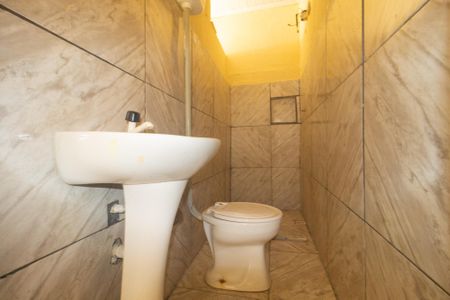 Banheiro de casa para alugar com 1 quarto, 60m² em Campo Grande, Rio de Janeiro