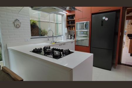 Casa para alugar com 145m², 3 quartos e 4 vagas