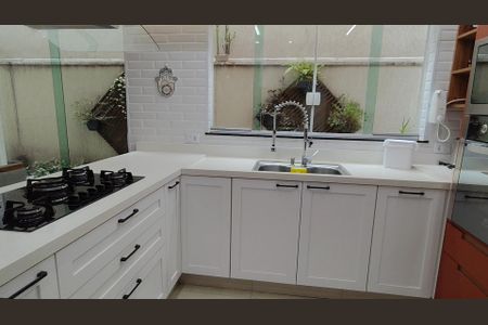 Casa para alugar com 145m², 3 quartos e 4 vagas