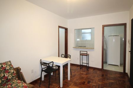 Apartamento para alugar com 43m², 1 quarto e sem vagaSala