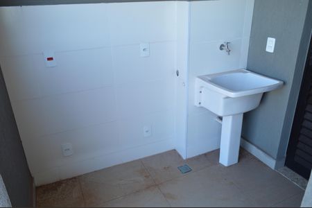 Apartamento para alugar com 60m², 2 quartos e 1 vagaÁrea de Serviço