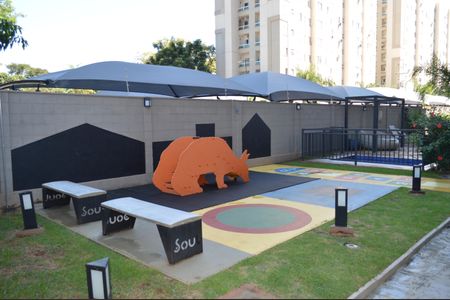 Apartamento para alugar com 60m², 2 quartos e 1 vagaÁrea comum - Playground