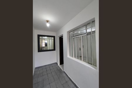 Casa para alugar com 40m², 1 quarto e sem vaga Casa para alugar com 40m², 1 quarto e sem vagaEntrada