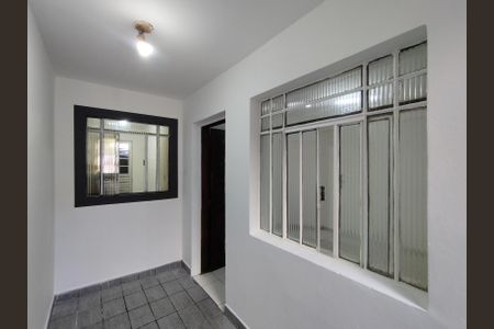 Casa para alugar com 40m², 1 quarto e sem vaga Casa para alugar com 40m², 1 quarto e sem vagaEntrada