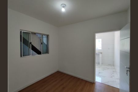 Casa para alugar com 40m², 1 quarto e sem vaga Casa para alugar com 40m², 1 quarto e sem vagaSala