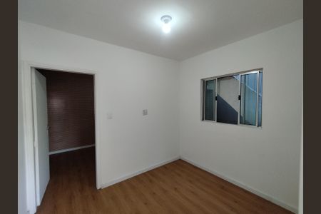 Casa para alugar com 40m², 1 quarto e sem vaga Casa para alugar com 40m², 1 quarto e sem vagaSala