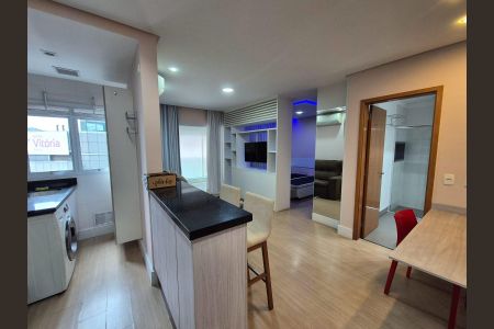 Sala de apartamento para alugar com 2 quartos, 56m² em Vila Regente Feijó, São Paulo