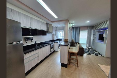 Cozinha de apartamento para alugar com 2 quartos, 56m² em Vila Regente Feijó, São Paulo