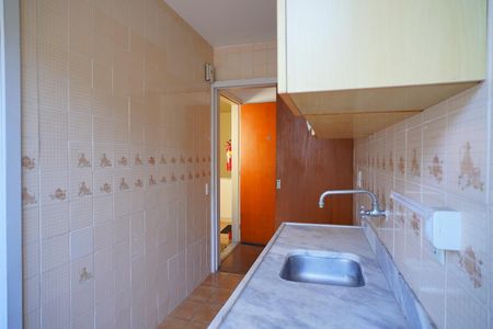 Apartamento à venda com 58m², 1 quarto e sem vaga Apartamento à venda com 58m², 1 quarto e sem vagaCozinha