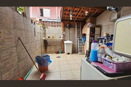 Casa à venda com 108m², 2 quartos e 1 vaga