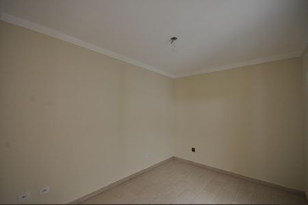 Casa à venda com 143m², 3 quartos e 3 vagasSuíte 2