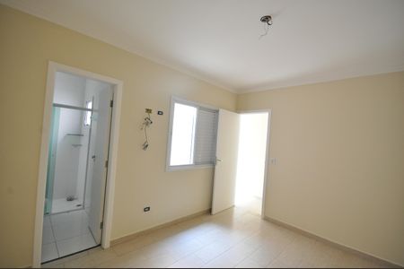 Casa à venda com 143m², 3 quartos e 3 vagasSuíte 2
