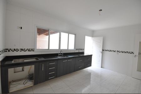 Casa à venda com 143m², 3 quartos e 3 vagasCozinha