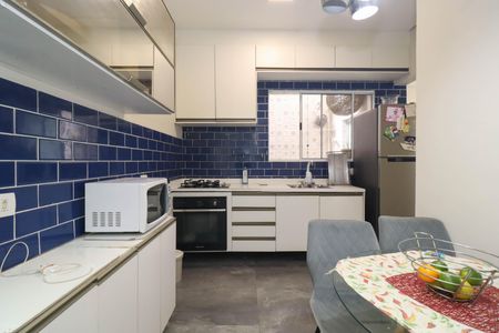 Apartamento para alugar com 63m², 2 quartos e sem vagaCozinha