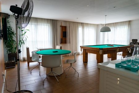 Apartamento à venda com 118m², 1 quarto e 2 vagas Apartamento à venda com 118m², 1 quarto e 2 vagasSala de Jogos