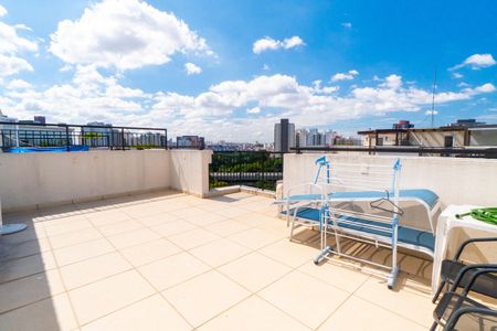 Apartamento à venda com 118m², 1 quarto e 2 vagas Apartamento à venda com 118m², 1 quarto e 2 vagasCobertura