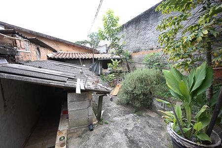 Casa à venda com 300m², 3 quartos e sem vagaÁrea externa