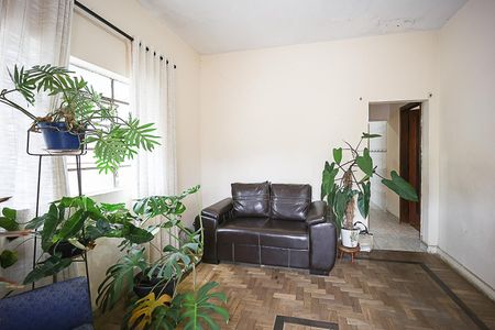 Casa à venda com 300m², 3 quartos e sem vagaSala de Estar