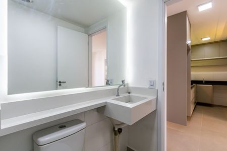Apartamento para alugar com 37m², 2 quartos e sem vaga Apartamento para alugar com 37m², 2 quartos e sem vagaBanheiro