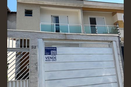 Casa à venda com 300m², 3 quartos e 4 vagasFachada 