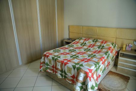Casa à venda com 300m², 3 quartos e 4 vagasSuíte 