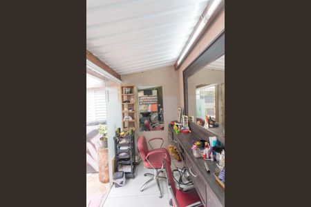 Casa para alugar com 248m², 2 quartos e 3 vagas Casa para alugar com 248m², 2 quartos e 3 vagasSalão