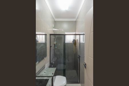 Casa para alugar com 248m², 2 quartos e 3 vagas Casa para alugar com 248m², 2 quartos e 3 vagasCasa 2- Banheiro