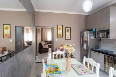 Casa para alugar com 248m², 2 quartos e 3 vagas Casa para alugar com 248m², 2 quartos e 3 vagasCozinha