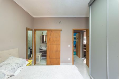 Casa para alugar com 248m², 2 quartos e 3 vagas Casa para alugar com 248m², 2 quartos e 3 vagasSuíte