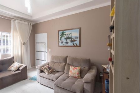 Casa para alugar com 248m², 2 quartos e 3 vagas Casa para alugar com 248m², 2 quartos e 3 vagasSala