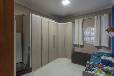Casa para alugar com 248m², 2 quartos e 3 vagas Casa para alugar com 248m², 2 quartos e 3 vagasQuarto