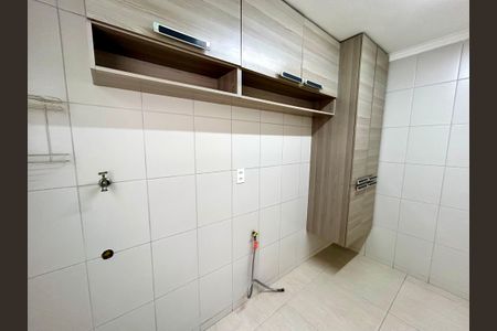 Apartamento para alugar com 45m², 2 quartos e 1 vaga Apartamento para alugar com 45m², 2 quartos e 1 vagaÁrea de Serviço