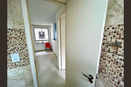 Apartamento para alugar com 45m², 2 quartos e 1 vaga Apartamento para alugar com 45m², 2 quartos e 1 vagaBanheiro