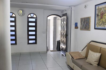 Casa para alugar com 163m², 2 quartos e 1 vagaSala 