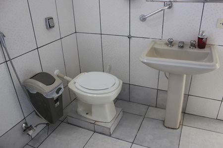 Casa para alugar com 163m², 2 quartos e 1 vagaBanheiro da Suíte 2