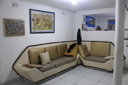 Casa para alugar com 163m², 2 quartos e 1 vagaSala 
