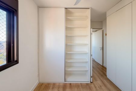 Apartamento à venda com 42m², 1 quarto e 1 vagaSuíte - Armários
