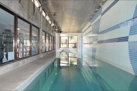 Apartamento à venda com 42m², 1 quarto e 1 vagaPiscina