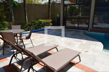 Apartamento à venda com 42m², 1 quarto e 1 vagaPiscina