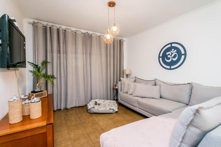 Casa à venda com 4 quartos, 180m² em Umuarama, Osasco