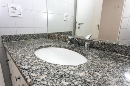Apartamento para alugar com 41m², 1 quarto e 1 vaga Apartamento para alugar com 41m², 1 quarto e 1 vagaBanheiro
