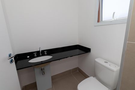 Apartamento à venda com 110m², 2 quartos e 2 vagas Apartamento à venda com 110m², 2 quartos e 2 vagasBanheiro da Suíte 2