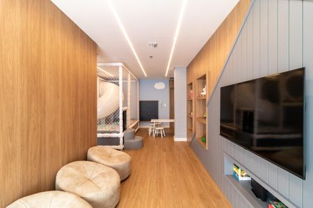 Apartamento à venda com 110m², 2 quartos e 2 vagas Apartamento à venda com 110m², 2 quartos e 2 vagasÁrea comum - Brinquedoteca