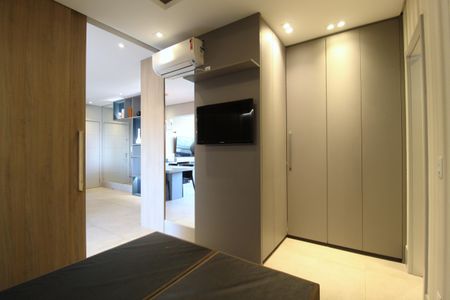 Quarto Suíte de apartamento para alugar com 1 quarto, 53m² em Vila Olímpia, São Paulo