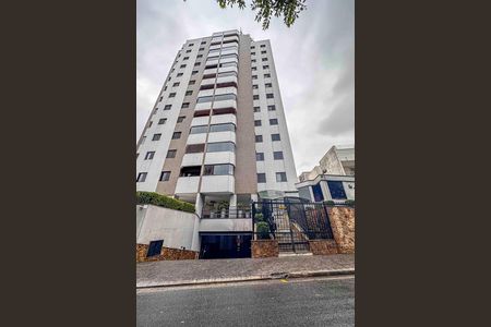 Apartamento à venda com 86m², 3 quartos e 2 vagas Apartamento à venda com 86m², 3 quartos e 2 vagasFachada e portaria