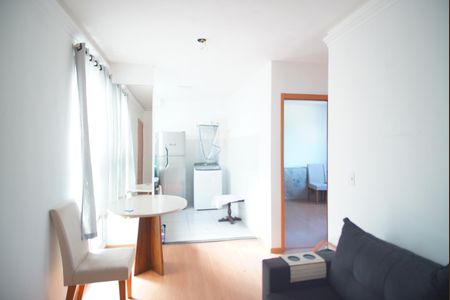 Sala de apartamento à venda com 2 quartos, 39m² em Mário Quintana, Porto Alegre