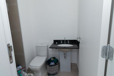 Apartamento à venda com 98m², 2 quartos e 1 vaga Apartamento à venda com 98m², 2 quartos e 1 vagaBanheiro da Suíte