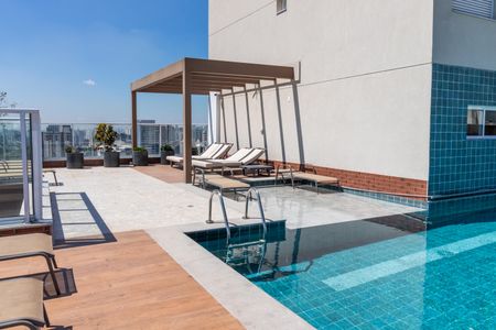 Apartamento à venda com 61m², 2 quartos e 1 vaga Apartamento à venda com 61m², 2 quartos e 1 vagaÁrea Comum - Piscina